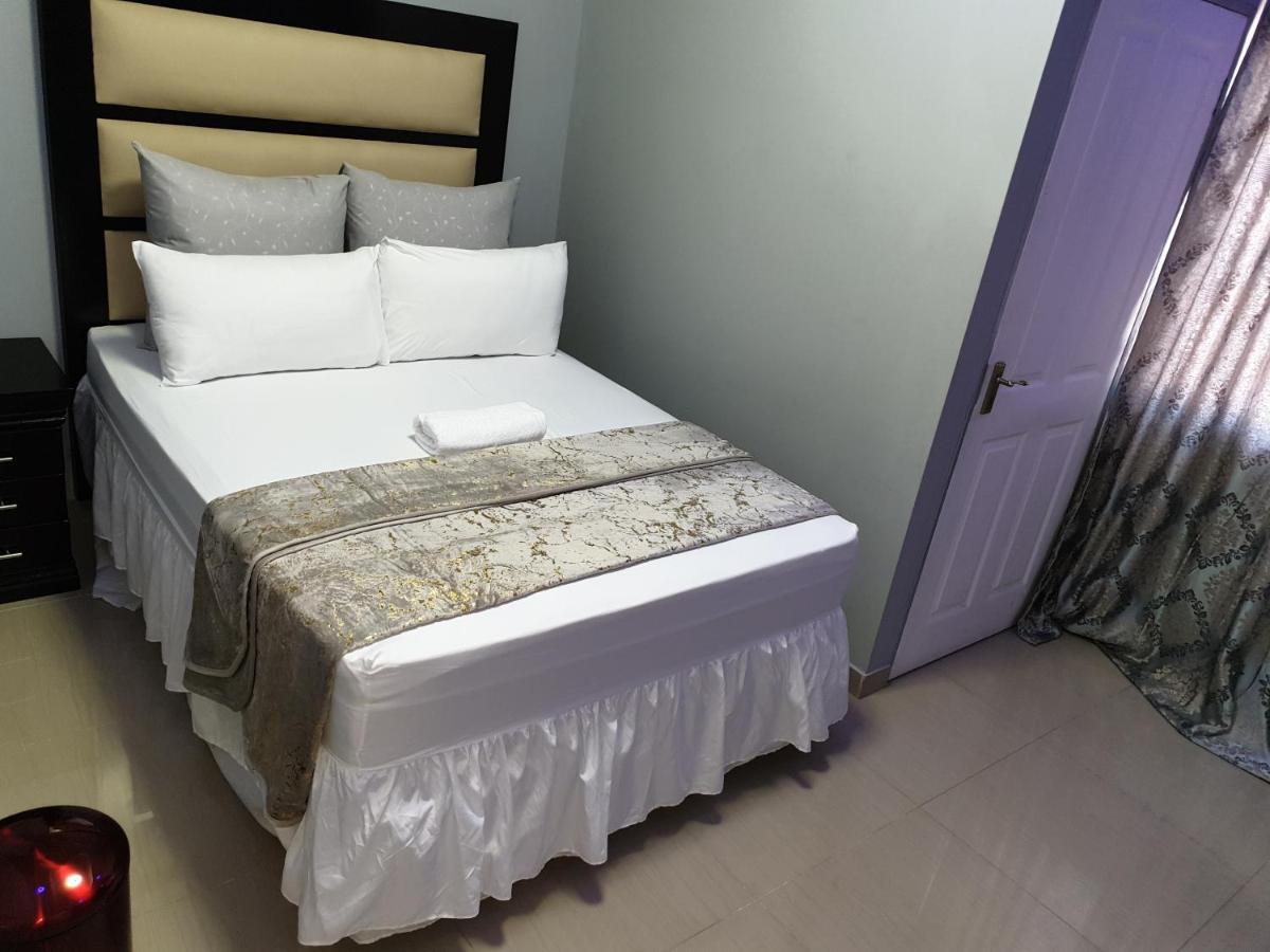 Emirates Garden Lodge Боксбурґ Екстер'єр фото