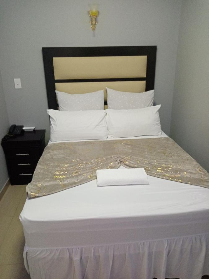 Emirates Garden Lodge Боксбурґ Екстер'єр фото
